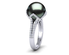 Load image into Gallery viewer, Tahitian Pearl Interlace Ring