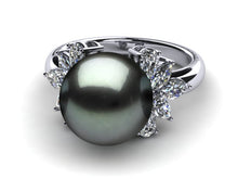 Load image into Gallery viewer, Tahitian Pearl Cluster Diamond Ring