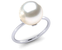 Load image into Gallery viewer, South Sea Pearl Petal Ring