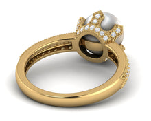 Load image into Gallery viewer, Akoya Pearl Crown Ring