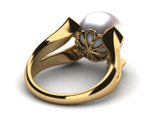 Load image into Gallery viewer, Akoya Pearl Four Princess Ring